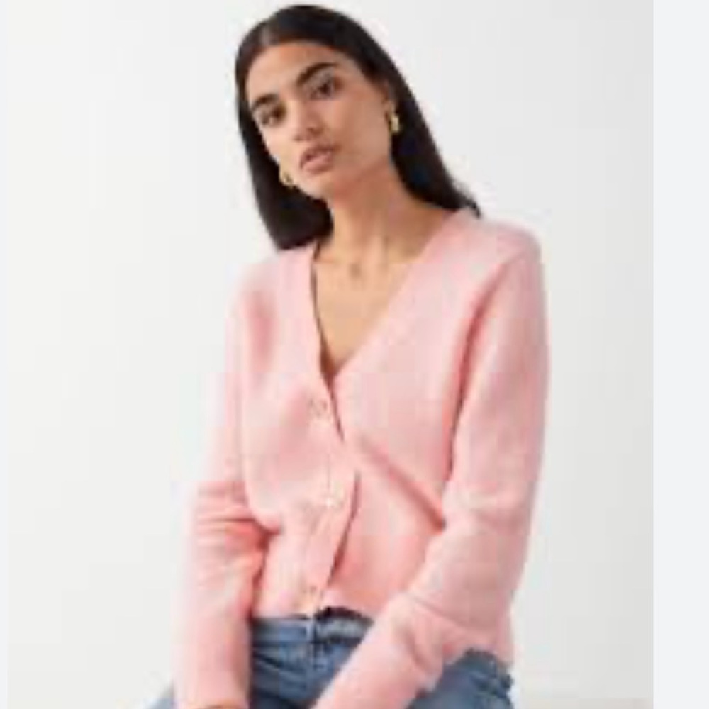 & Other Stories Alpac Bee Button Pink V-Neck Sweater SZ SMALL